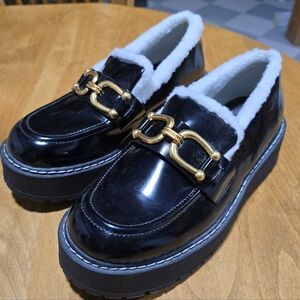 Torrid 10 Black Loafers with Gold Chain Detail